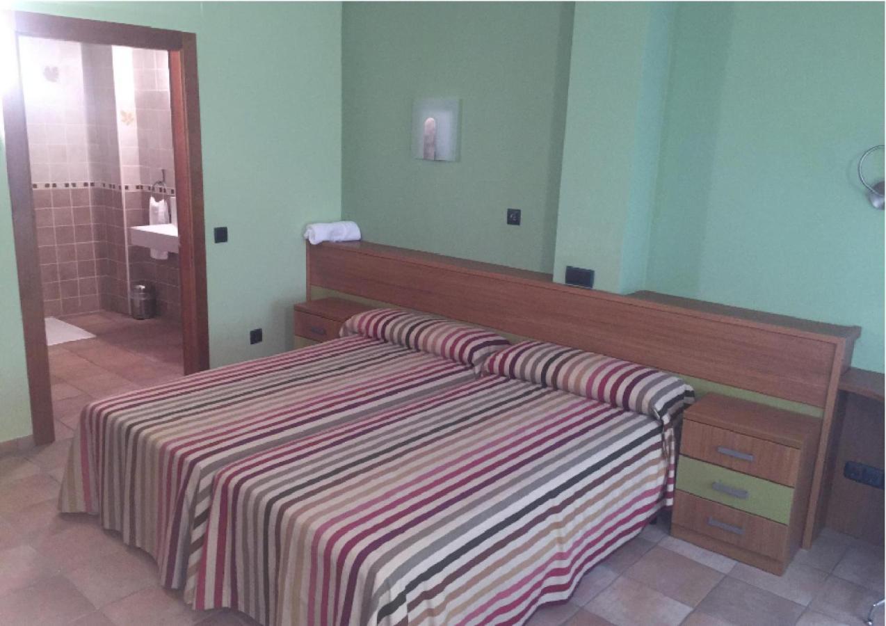 El Soportal De Uceda Hotel Bagian luar foto